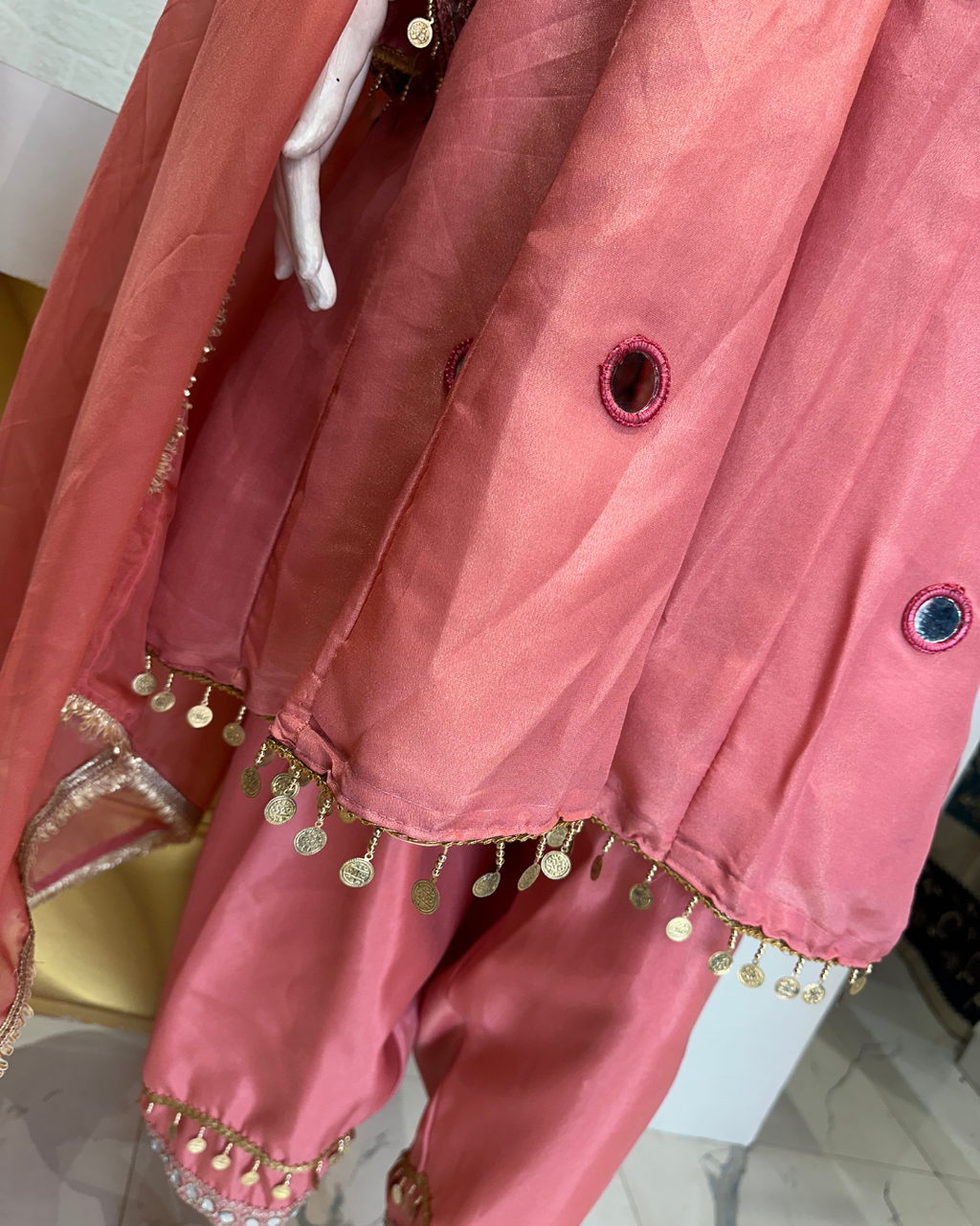 Gajri Semi Patiala Mirror Suit